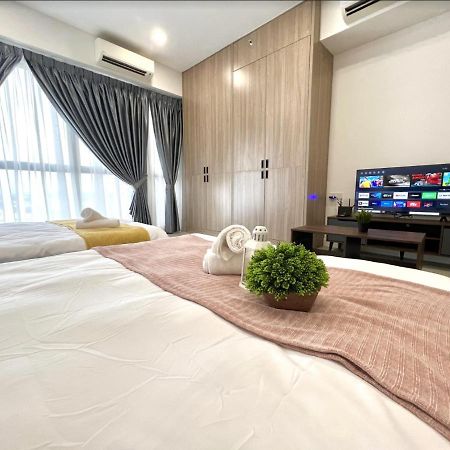 Free Parking # 2 Bed Family Bellsuite - Sepang Klia Kota Warisan Exterior foto